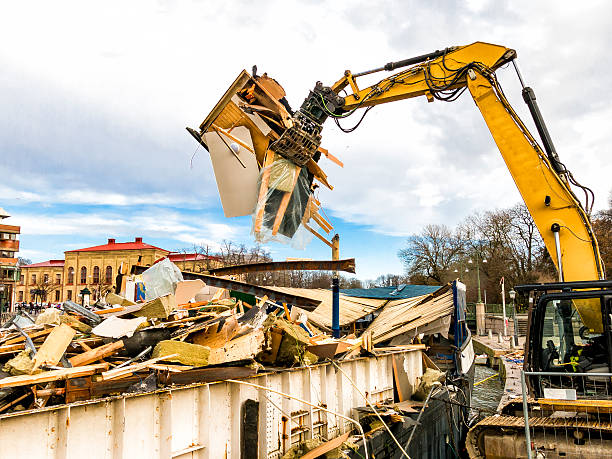 Professional Junk Removal in Eddyville, IA